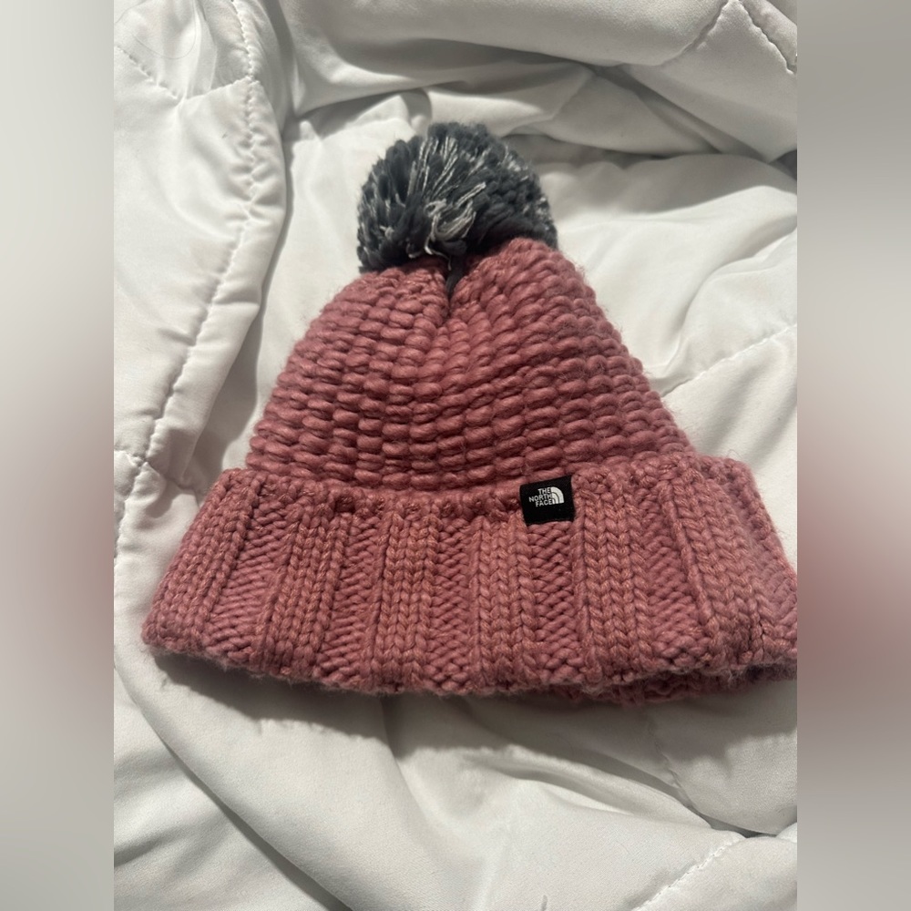 THE NORTH FACE CABLE KNITTED POM BEANIE